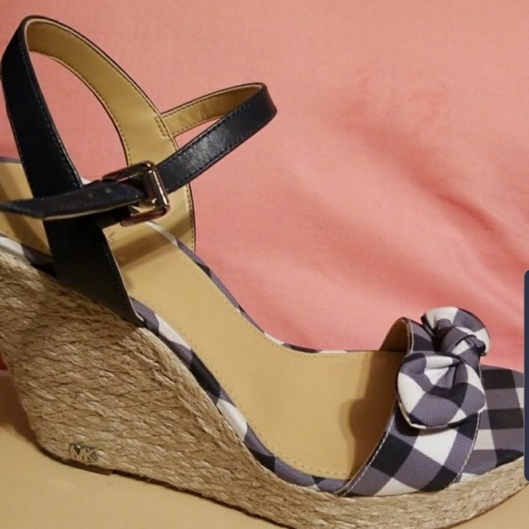 Michael Kors shoes - Picture 1 of 1